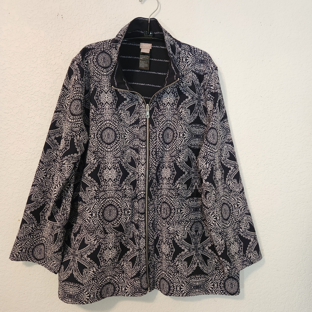 Chico's UPF Neema Reversible Medallion & Striped Lightweight Jacket, Size 3P